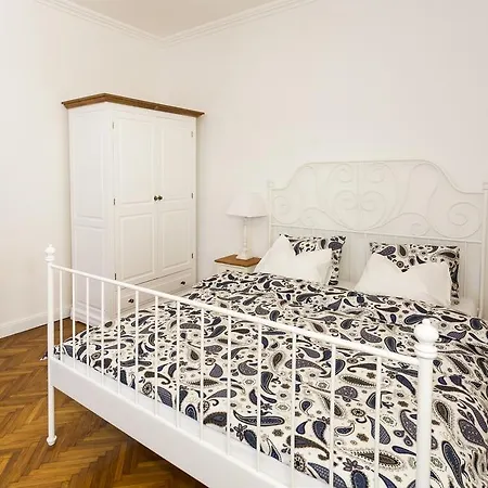 Downtown White Classic Appartement Cluj-Napoca
